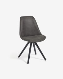 Καρέκλα Ralf, σκούρο γκρι τεχνόδερμα και μασίφ ξύλινα πόδια οξύάς σε μαύρο φινίρισμα