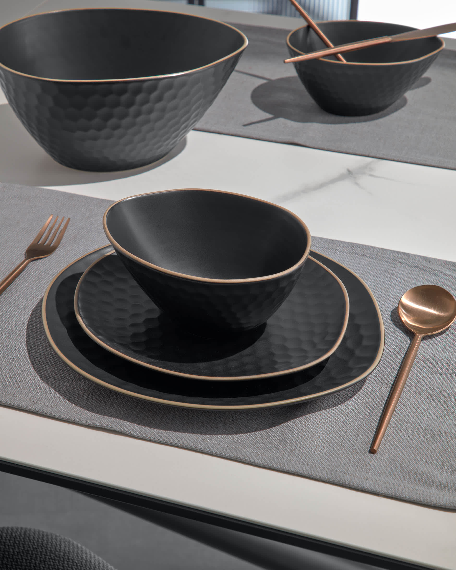 black ceramic plates