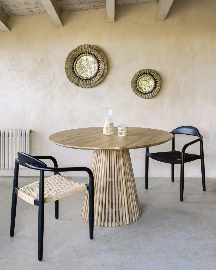buste meditatie passie Jeanette ronde tafel in massief teak Ø 120 cm | Kave Home