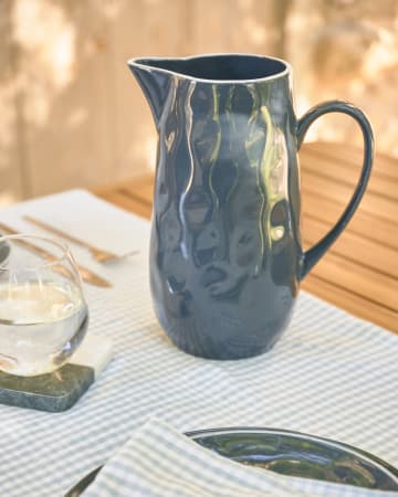 Pontis Milchkanne aus Porzellan blau