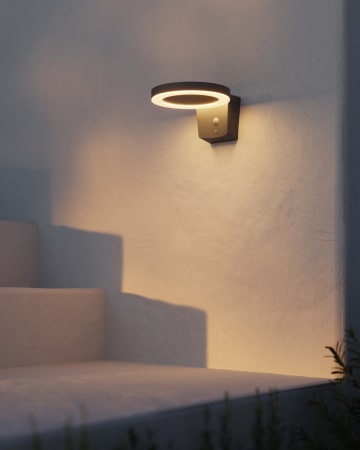 Applique solaire Berarda en aluminium finition noire