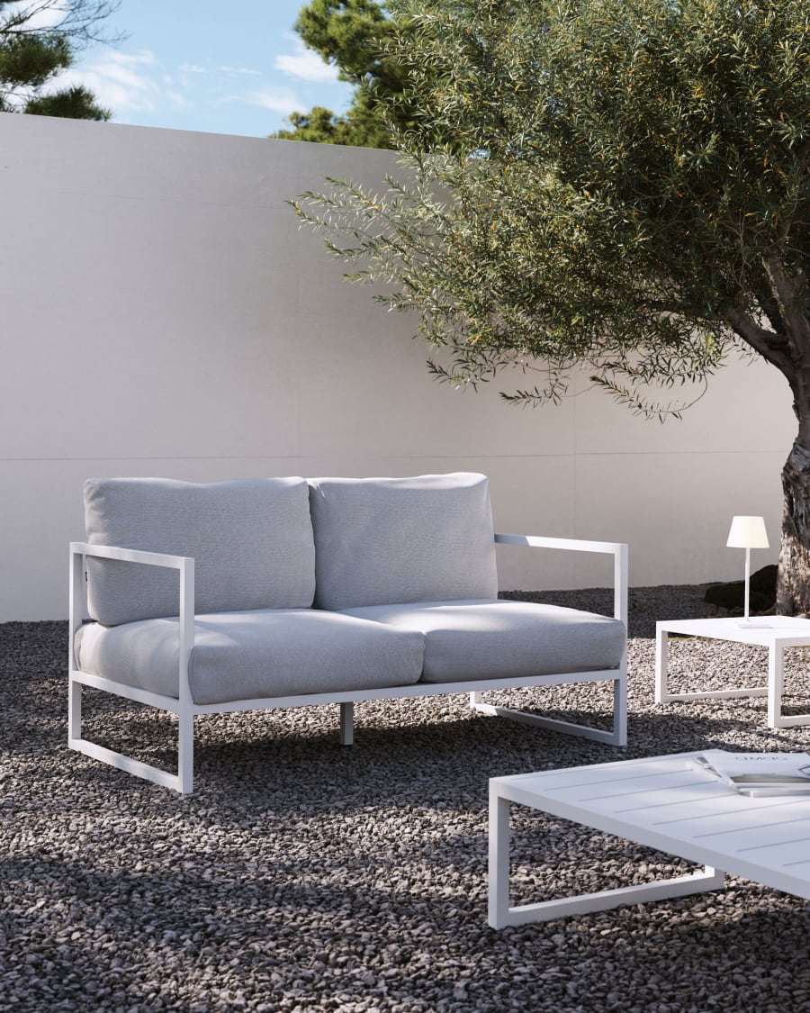 Borradura Invertir Verdulero Sofá 100% exterior Comova 2 plazas blanco y de aluminio blanco 150 cm |  Kave Home