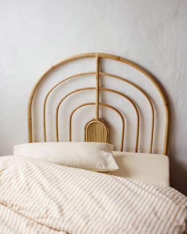 Cabeceira Sundberg de ratã com acabamento natural para cama de 90 cm