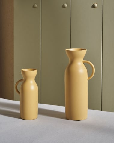 Pelras Vase aus Aluminium in Senfgelb 17,5 cm