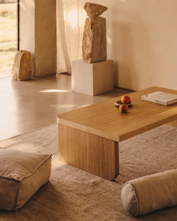 Oaq coffee table in oak wood veneer with natural finish, 140 x 75 cm