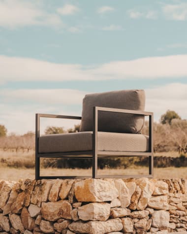 Fotel Comova 100% ogrodowy w kolorze ciemnoszarym i czarnym z aluminium