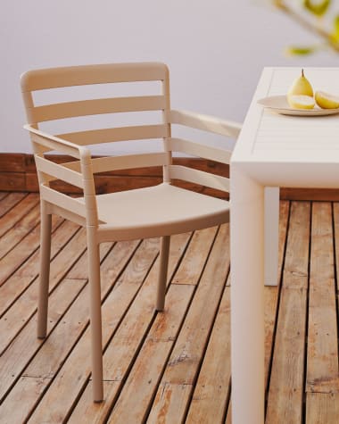 Nariet stackable outdoor chair in beige