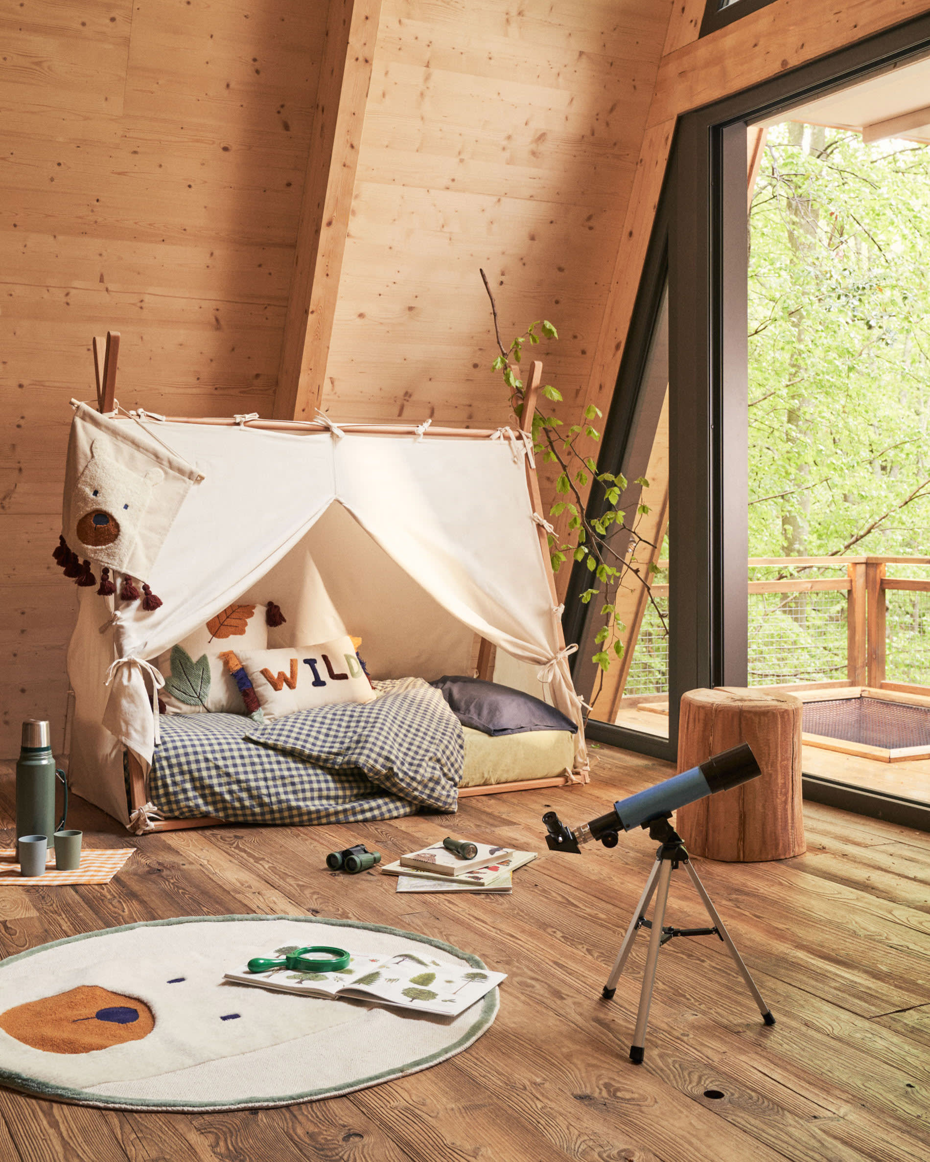 Bedroom teepee 2025