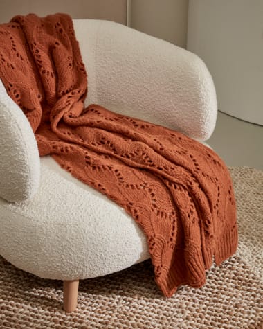 Mesias orange knitted blanket 130 x 170 cm