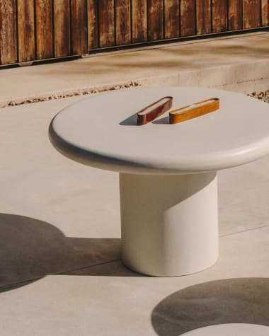 Addaia Tisch rund aus weißem Zement Ø 90 cm