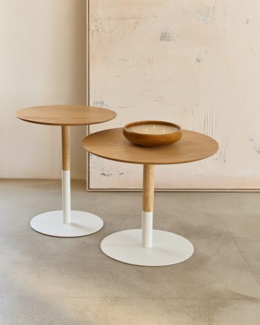 Watse set of 2 side tables in oak wood veneer and matte white metal, Ø 40 cm/Ø 48 cm