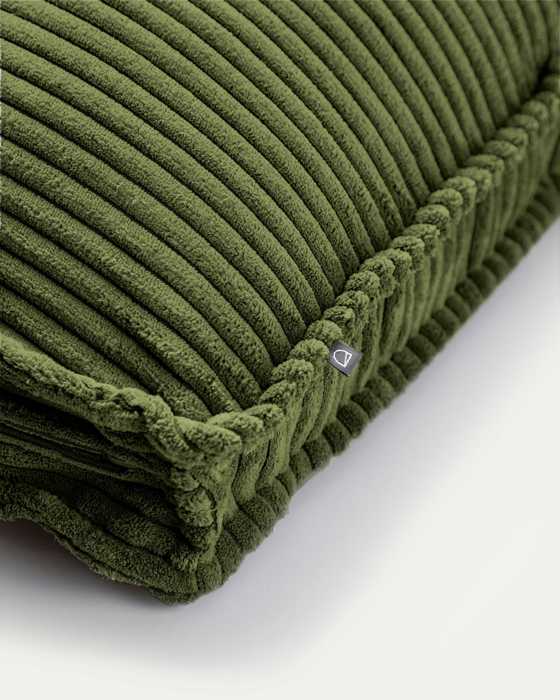 Blok cushion in green wide seam corduroy 50 x 60 cm