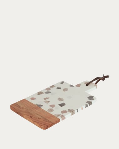 Temira serveerplank van hout en meerkleurig terrazzo