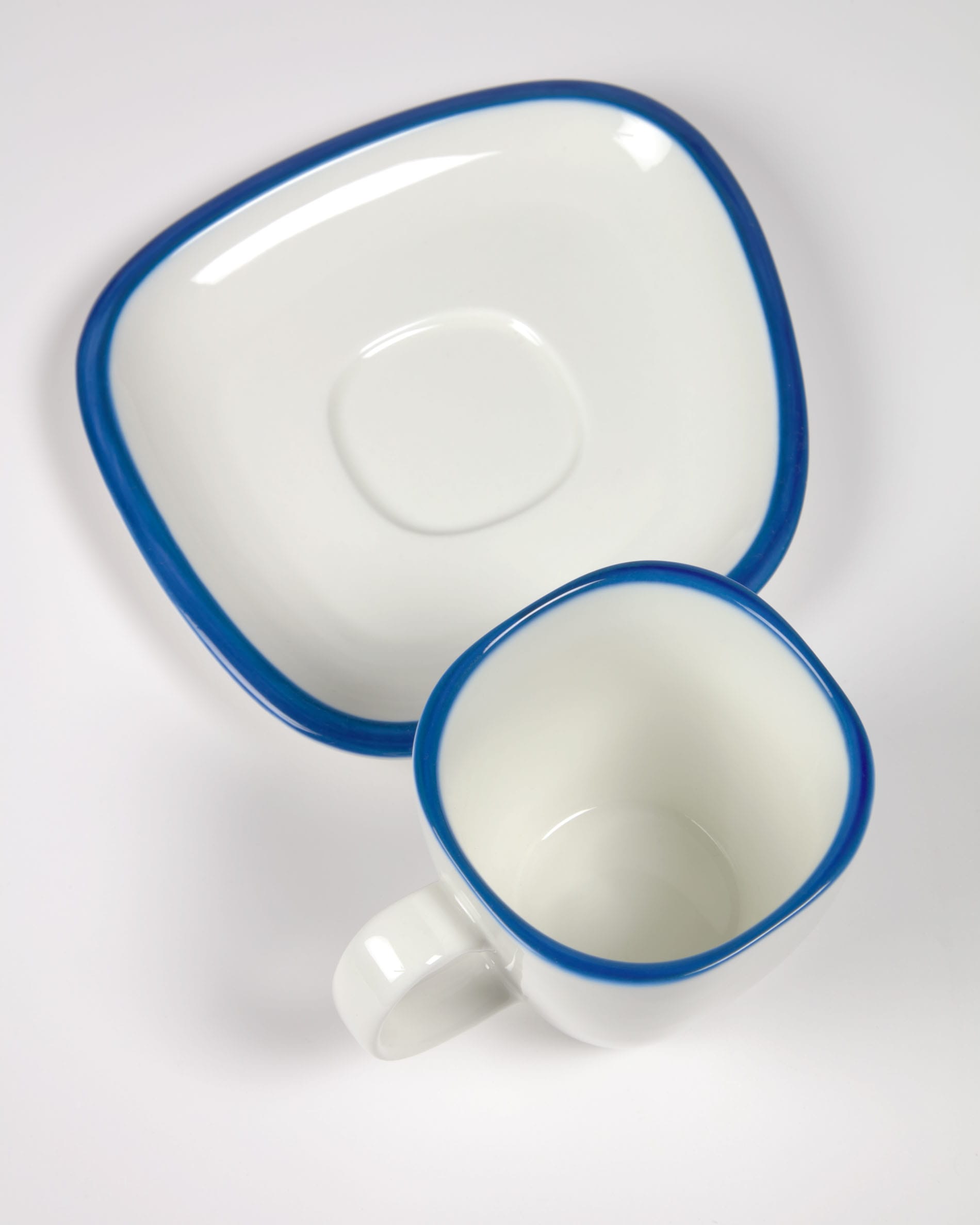 Tasse avec soucoupe Odalin porcelaine blanc et jaune | Kave Home®