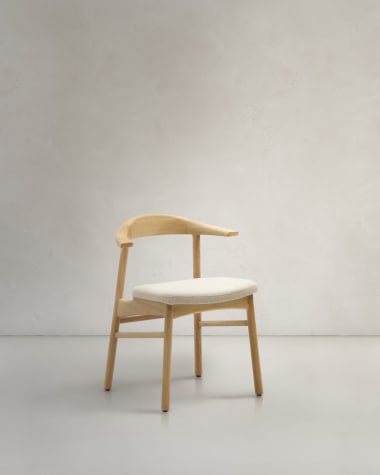 Καρέκλα Timons από μπεζ chenille και μασίφ ξύλο δρυός FSC Mix Credit σε φυσικό φινίρισμα