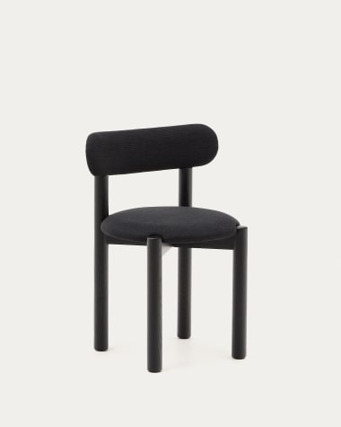 Cadeira Nebai de chenille preto estrutura madeira maciça carvalho acabamento preto FSC MIX Credit