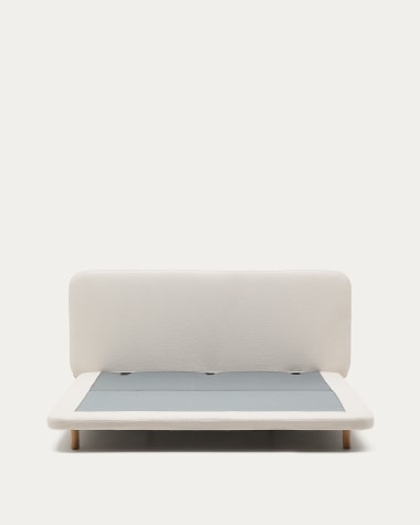 Cadre de lit déhoussable Odum en tissu micro bouclette beige et pieds en bois de hêtre 160 x 200 cm