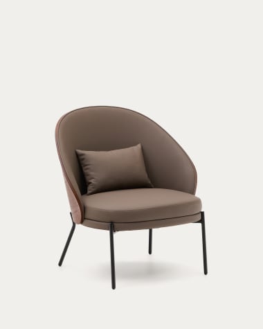 Eamy fauteuil bruin kunstleer, essenfineer en afwerking in noten en zwart metaal.