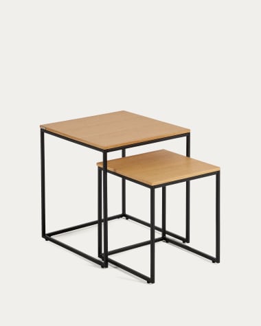 Σετ 2 βοηθητικά τραπέζια Yoana, καπλαμάς δρυός και μεταλλική κατασκευή σε μαύρο χρώμα