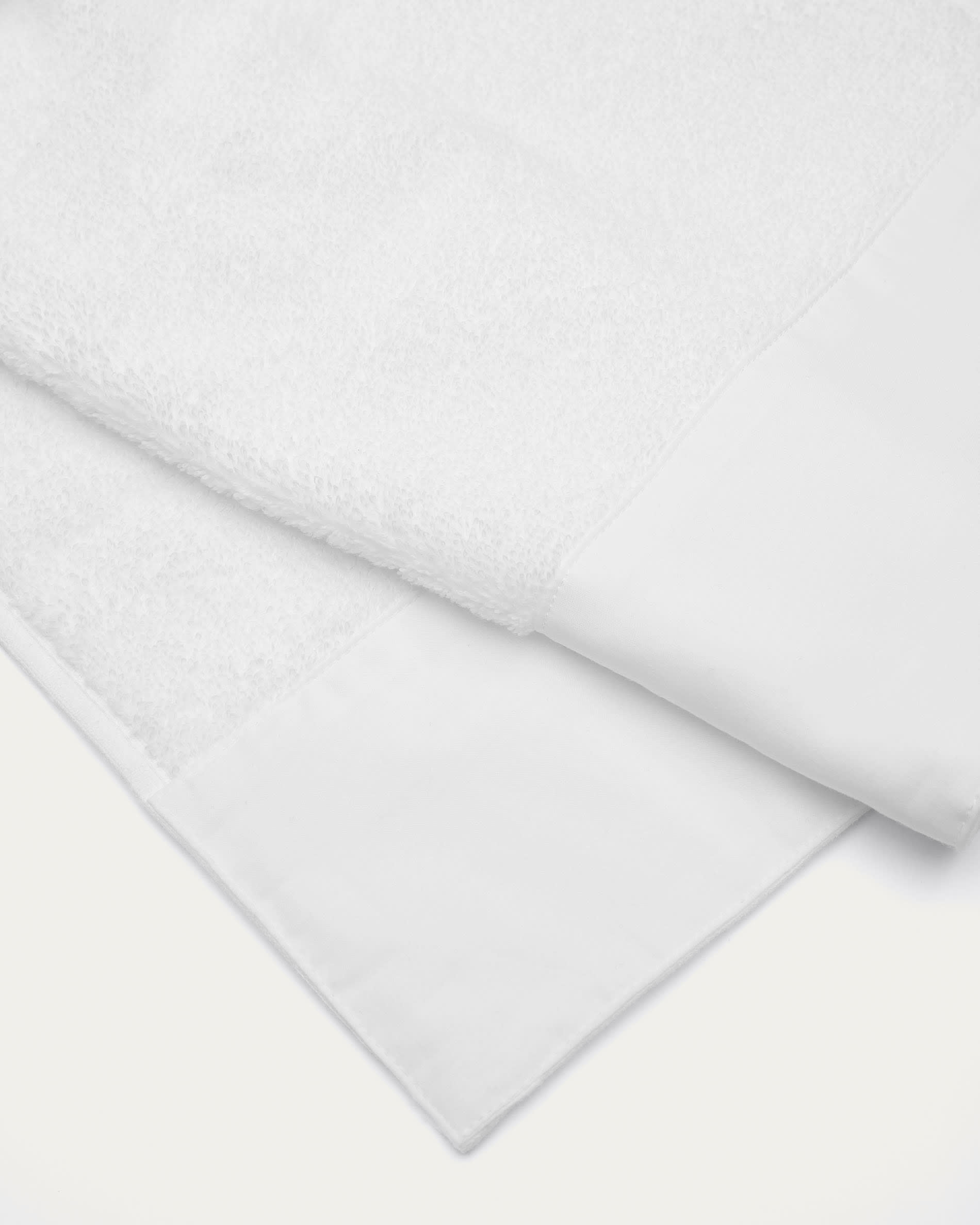 White cotton bath deals towels