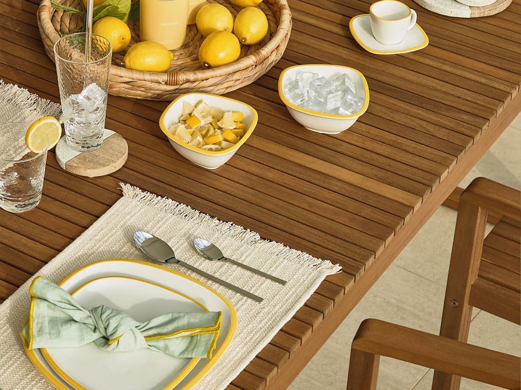 Como-decorar-mesa -comida-verano-01.jpg